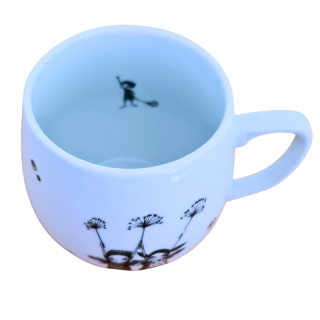 Hrnek porcelánový s motivem broučků